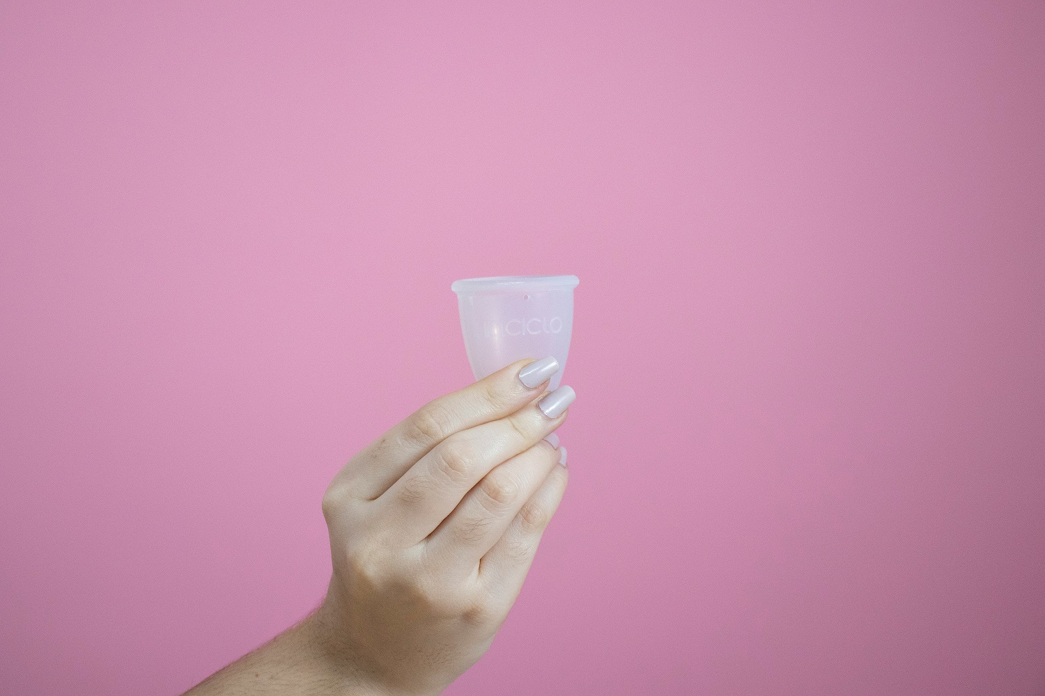 Menstruační pohárky a kalíšky